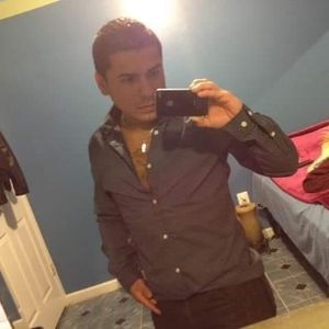 Meet your Posher, Hernandez